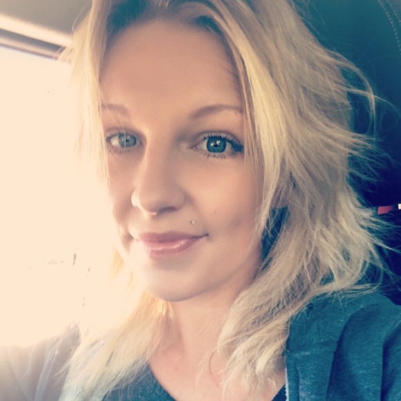 Meet your Posher, Skye - Picture 1 of 1